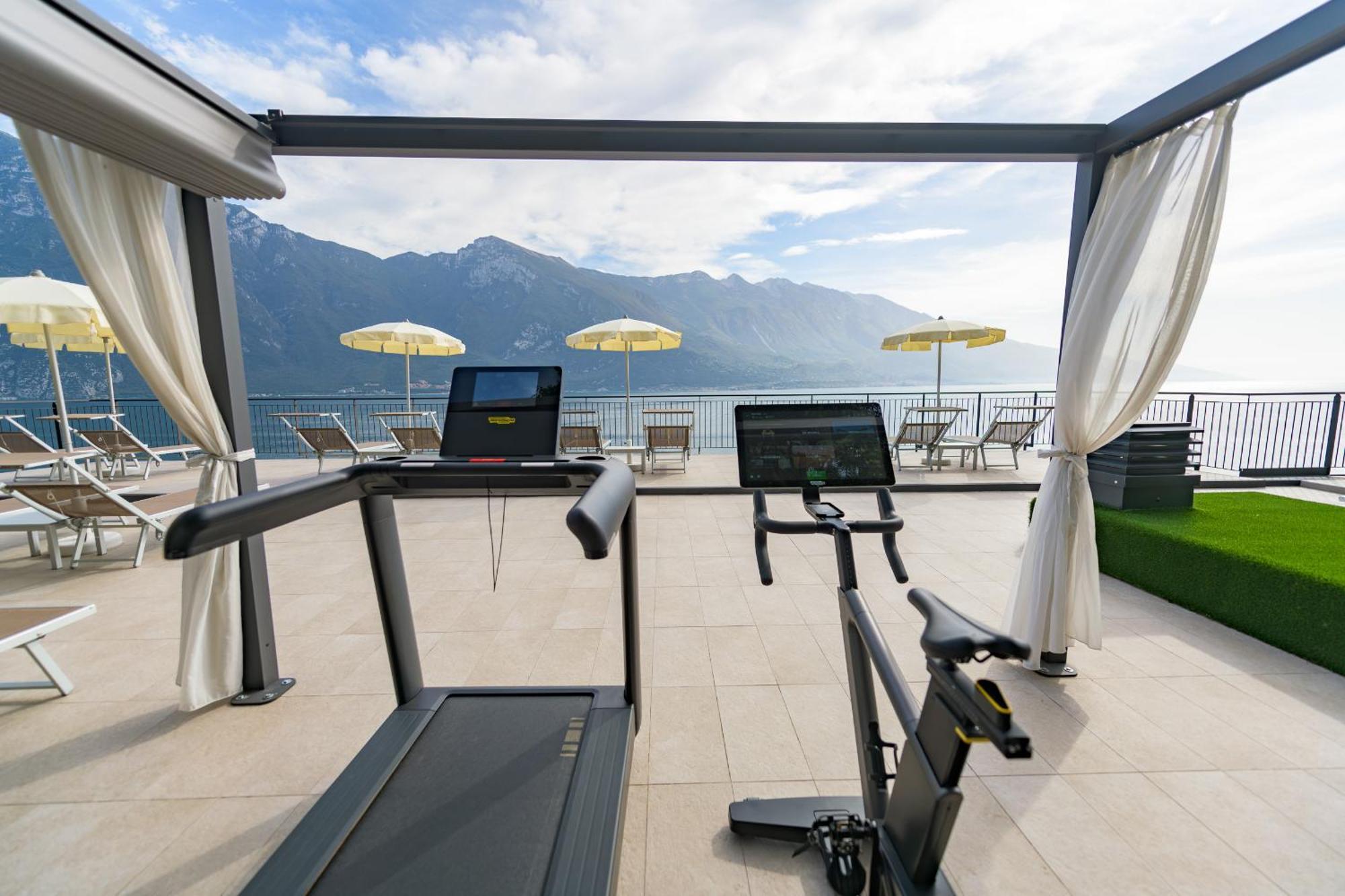 Hotel Villa Dirce Limone sul Garda Zewnętrze zdjęcie