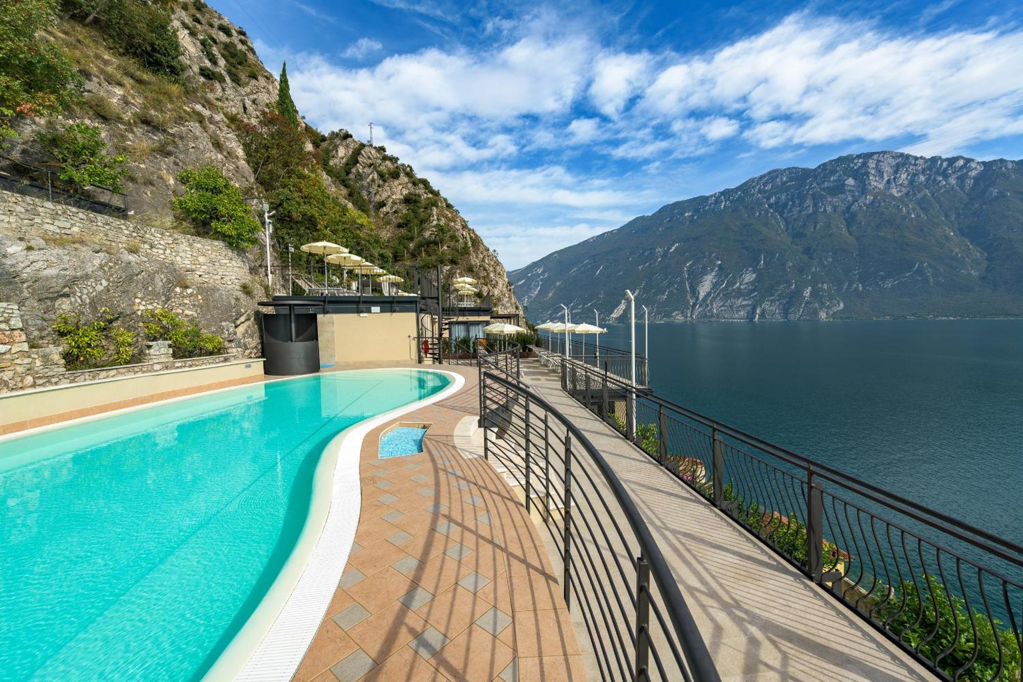 Hotel Villa Dirce Limone sul Garda Zewnętrze zdjęcie