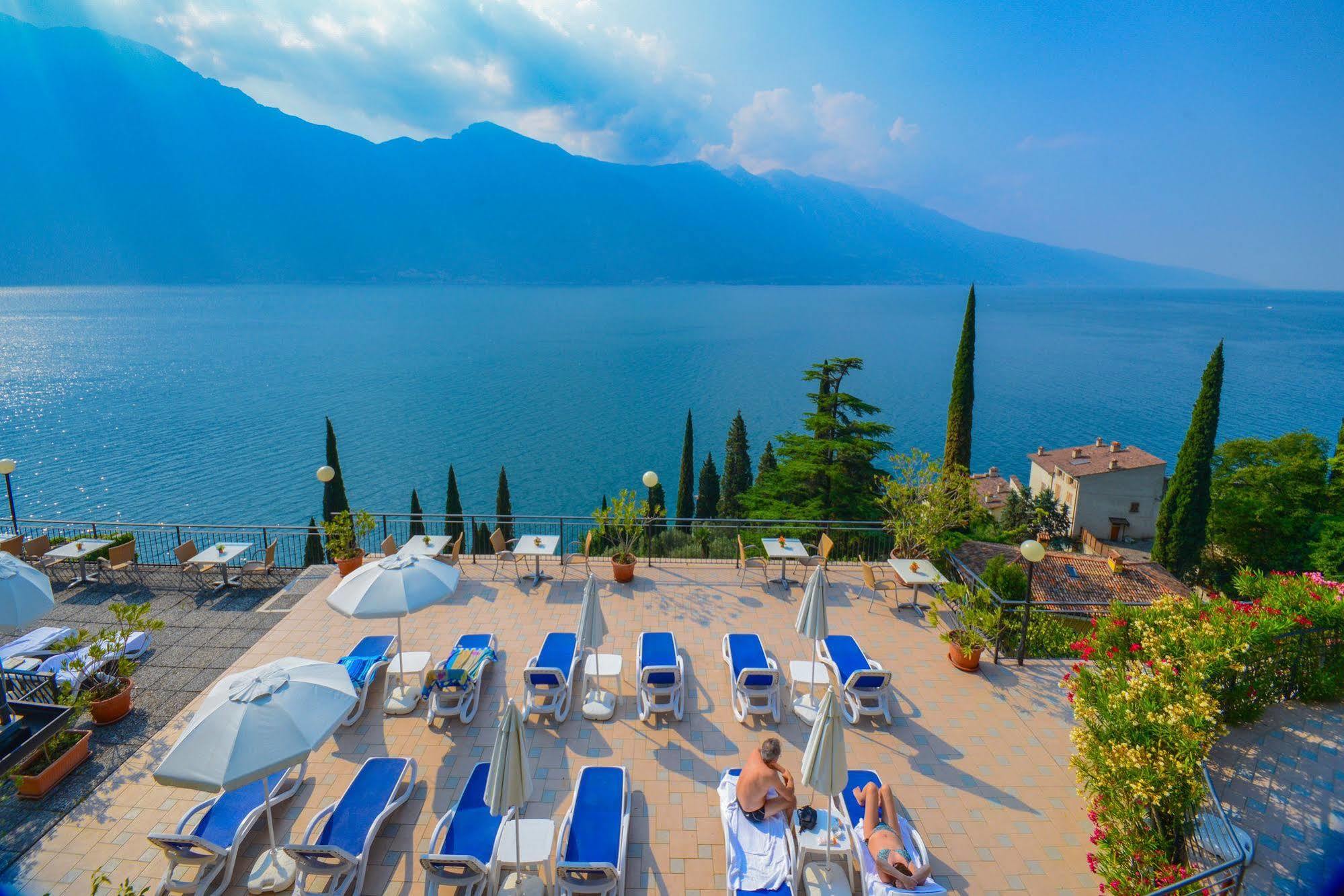 Hotel Villa Dirce Limone sul Garda Zewnętrze zdjęcie